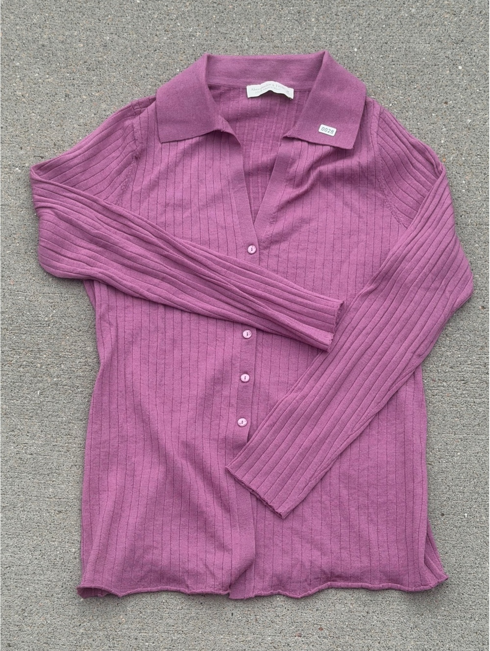 Abercrombie & Fitch Women's Merino Wool Ribbed Cardigan Sweater Medium